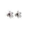THE DAISY STUD EARRINGS
